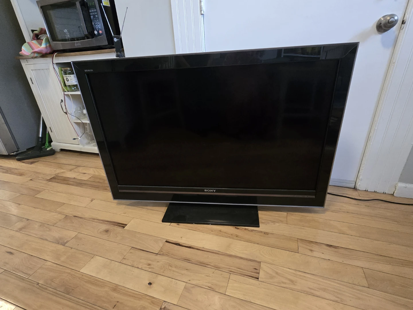 Sony BRAVIA Flat Screen TV - photo 4