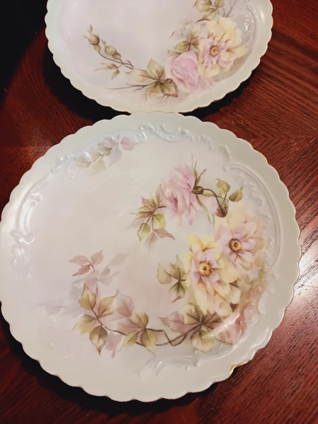 Set of 2 × Limoges France Porcelain Plates - photo 2