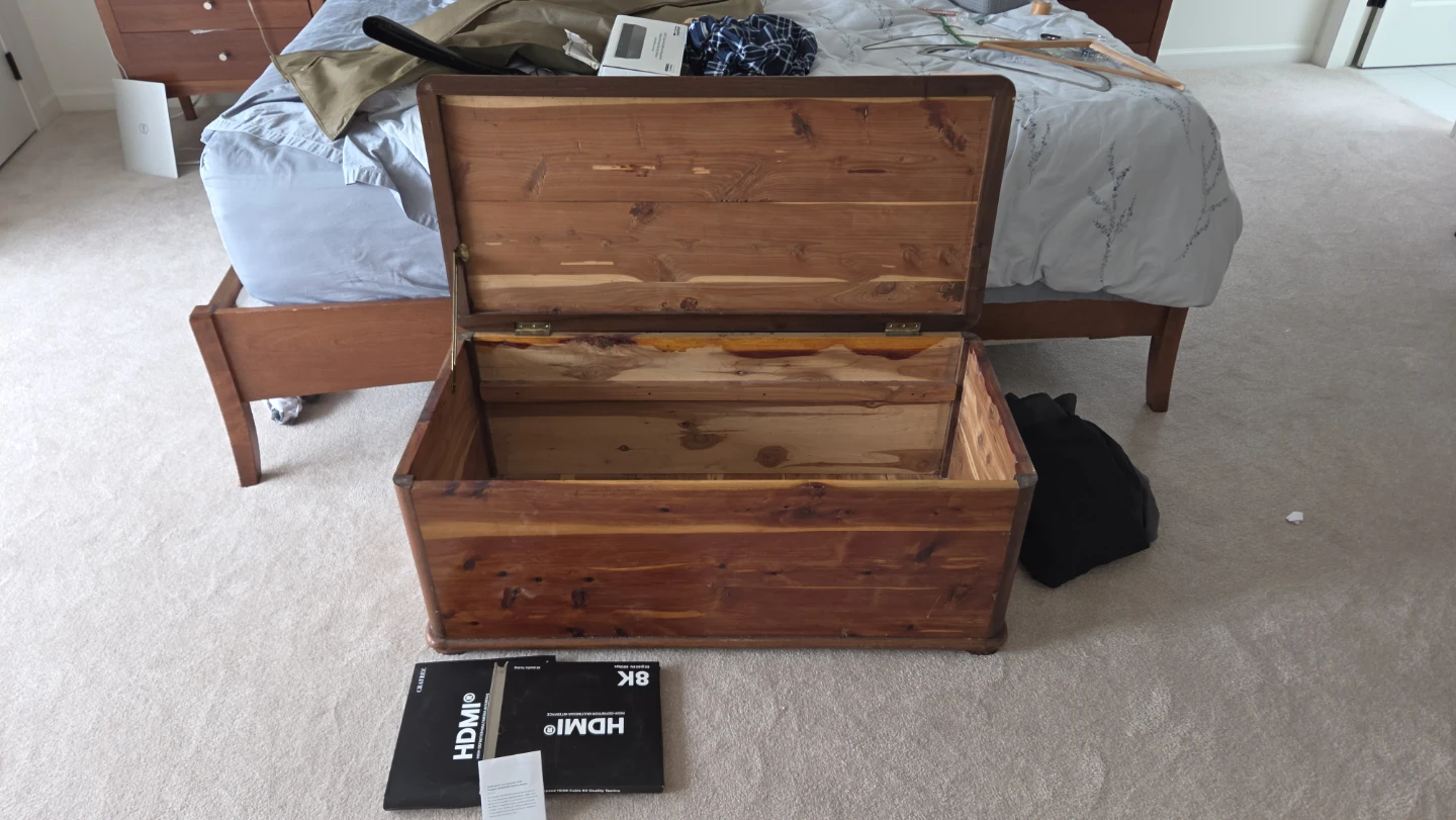 Wooden Cedar Storage Chest - photo 4