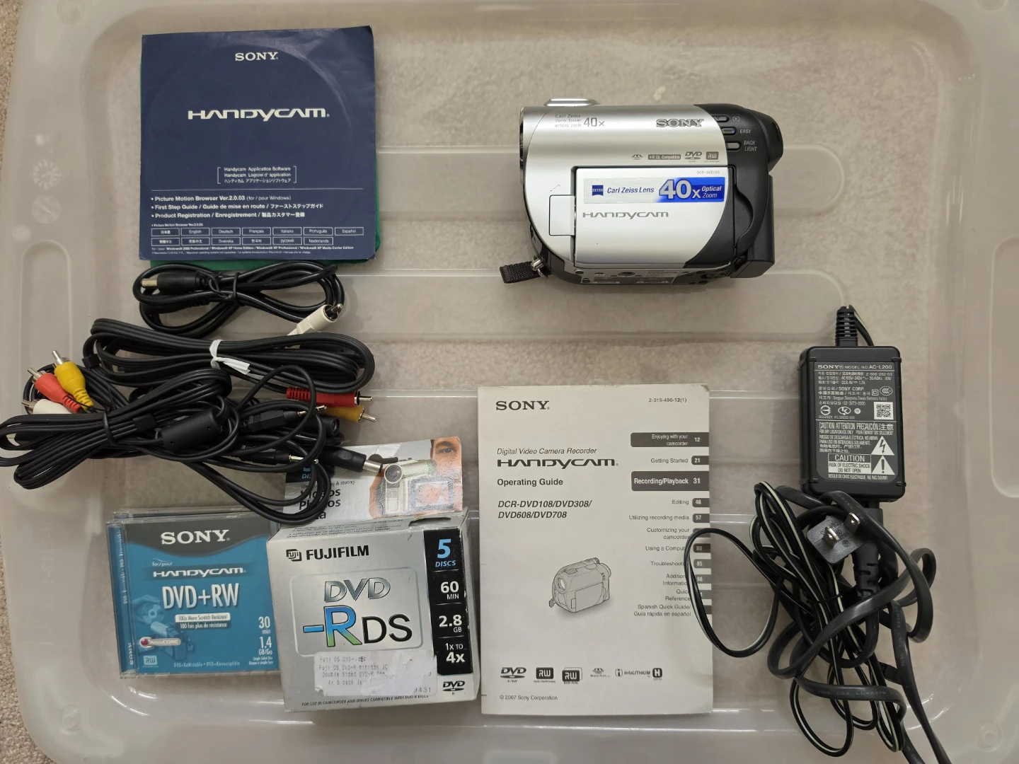 SONY mini DVD Handycam DCR-DVD108