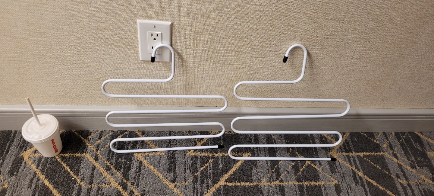 2 Hangers and 1 Clothes Towels Stand Rack white - photo 2