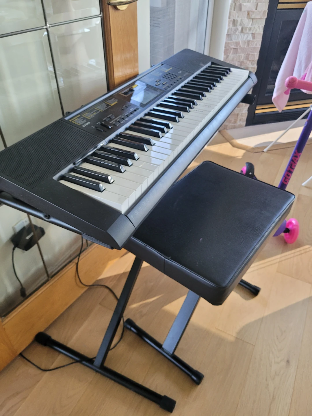 Casio CTK-2400 Keyboard with Stand