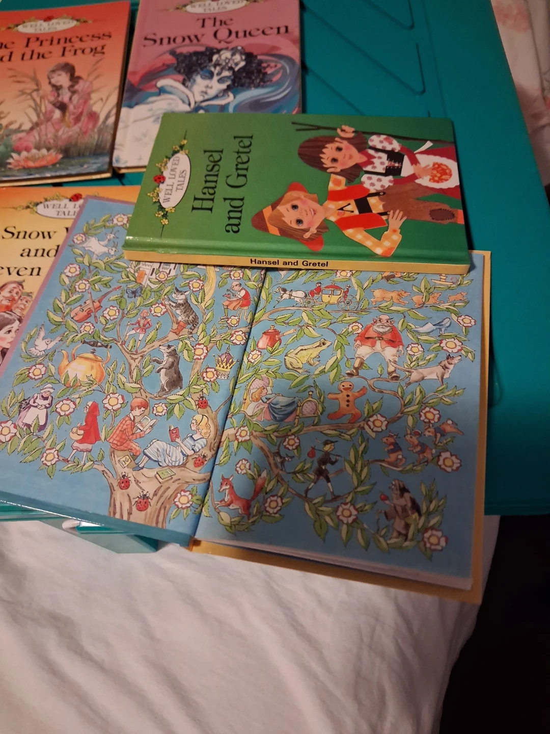 Well Loved Tales children's books - photo 4