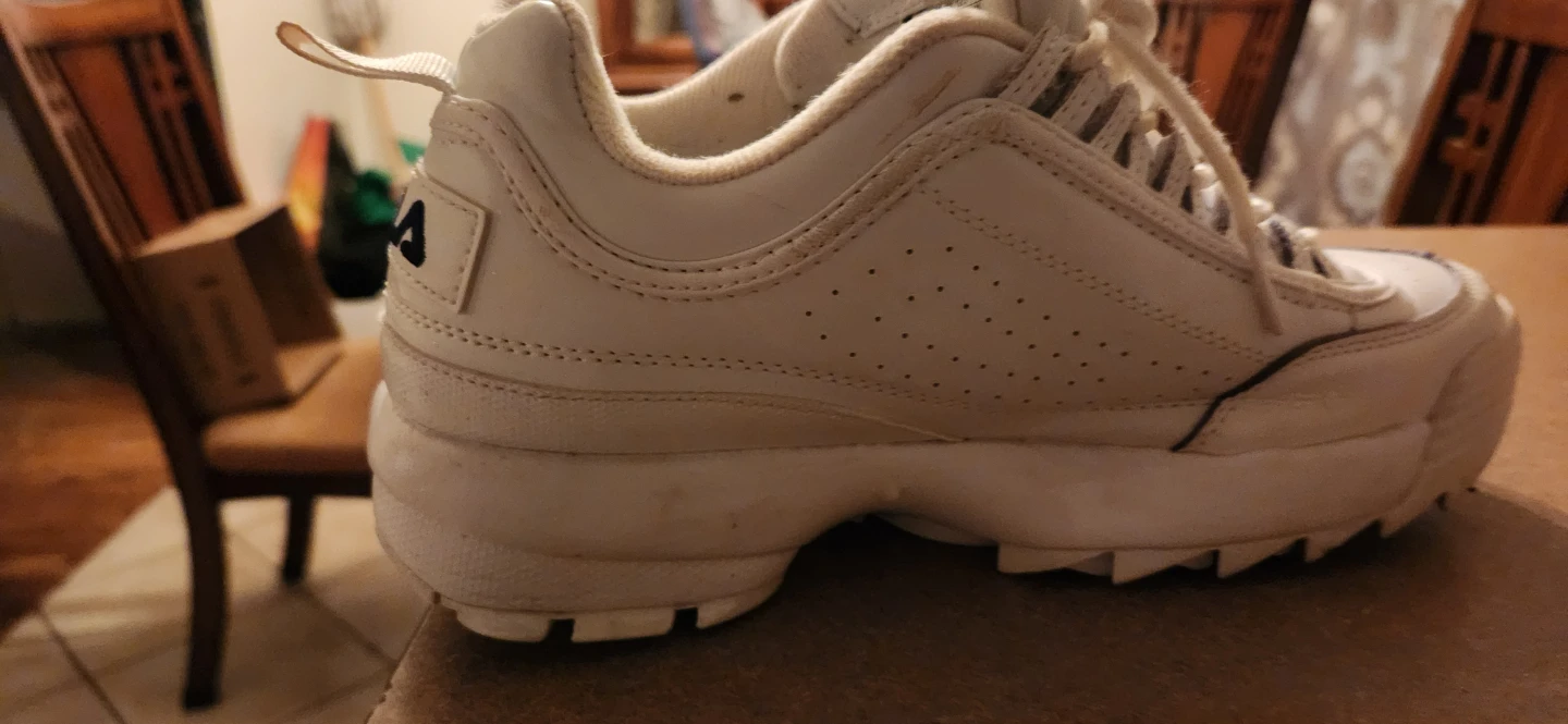 White Fila Disruptor II Sneakers - photo 2