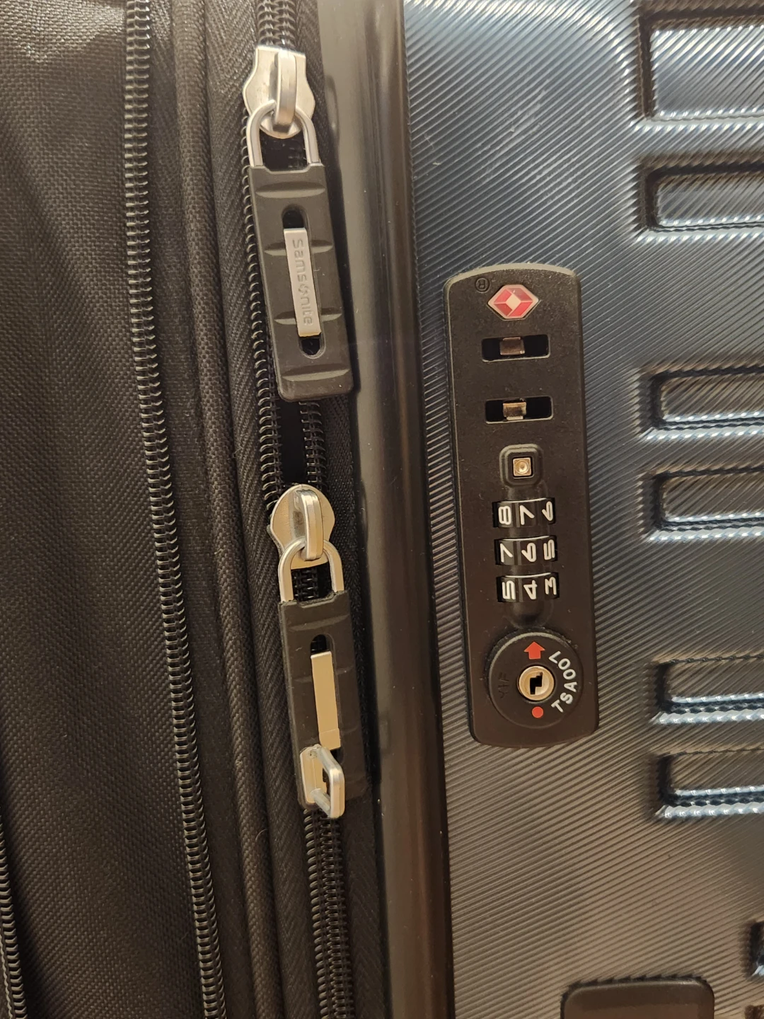 Samsonite navy suitcase - photo 3