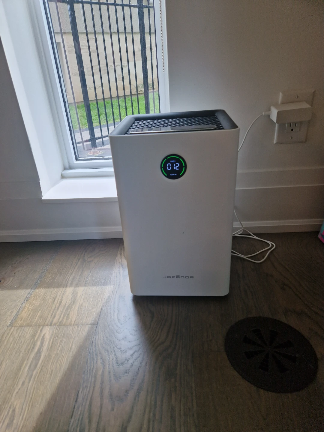 Jafanda Air Purifier like new