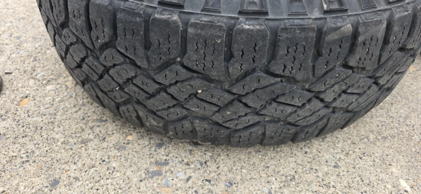 Goodyear Wrangler Duratrac Tires (275/60R20) - photo 3