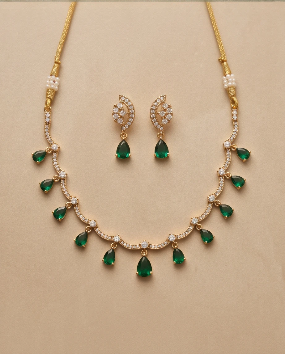 Emerald and Diamond Necklace Set