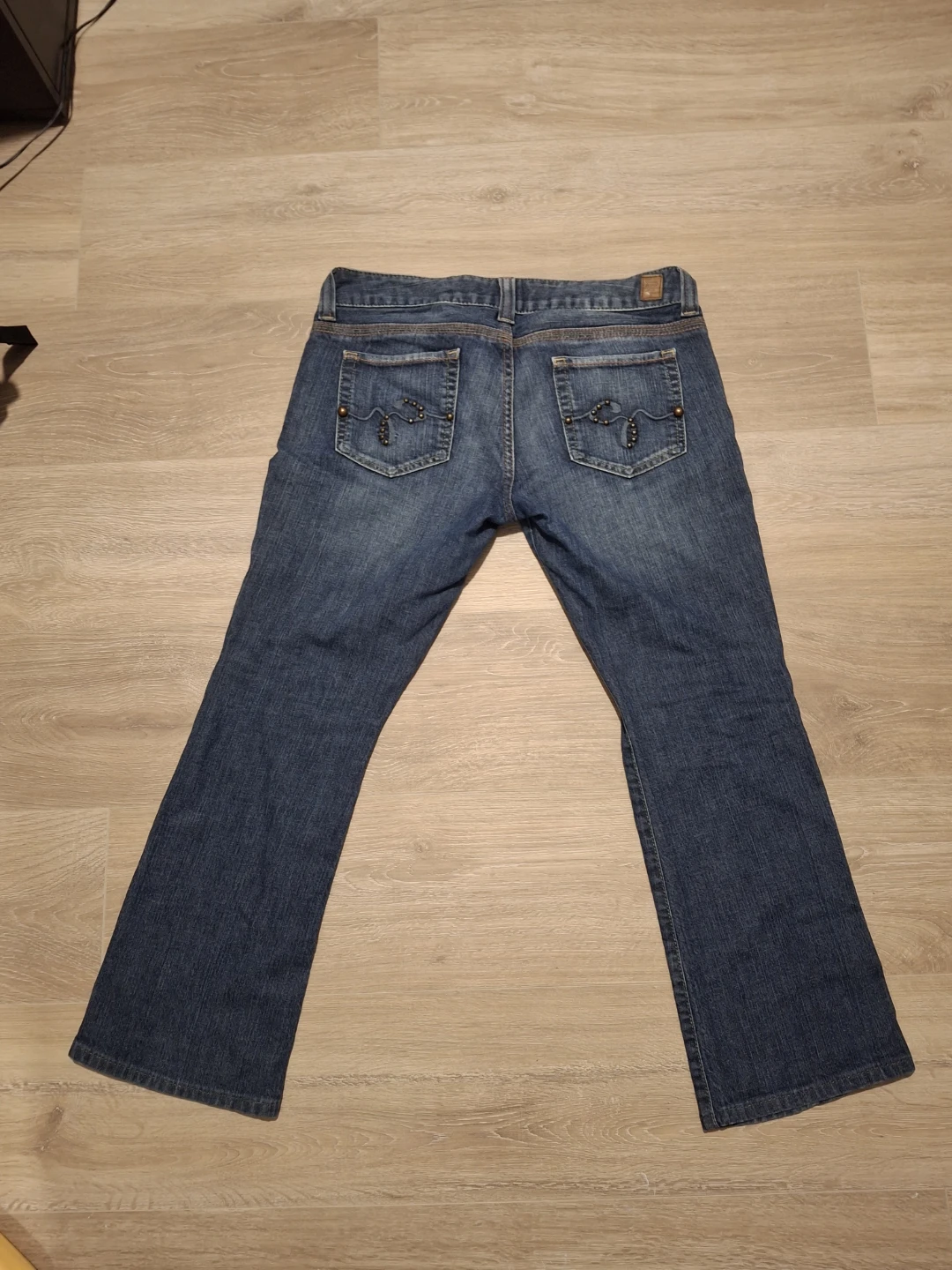 Lowrise Vintage Guess Jeans - photo 5
