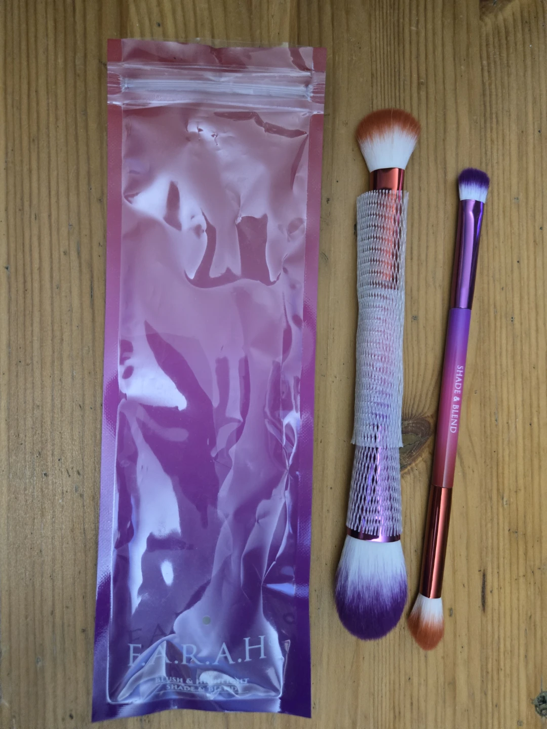 Makeup brushes