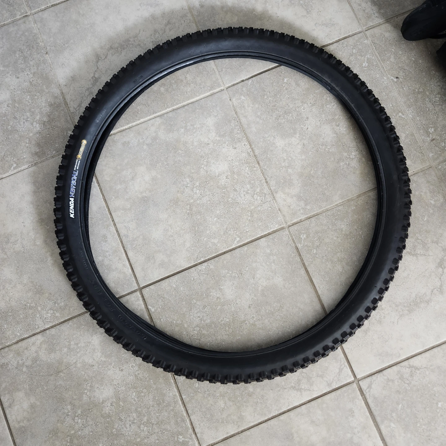Kenda Nevegal 26 x 2.35 Bicycle Tire