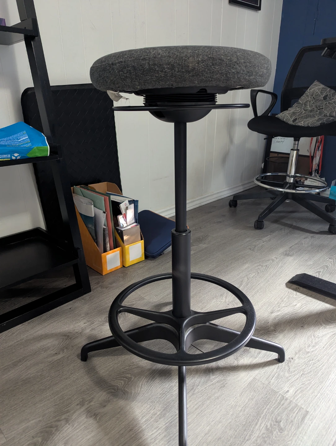 Adjustable Stool - photo 2