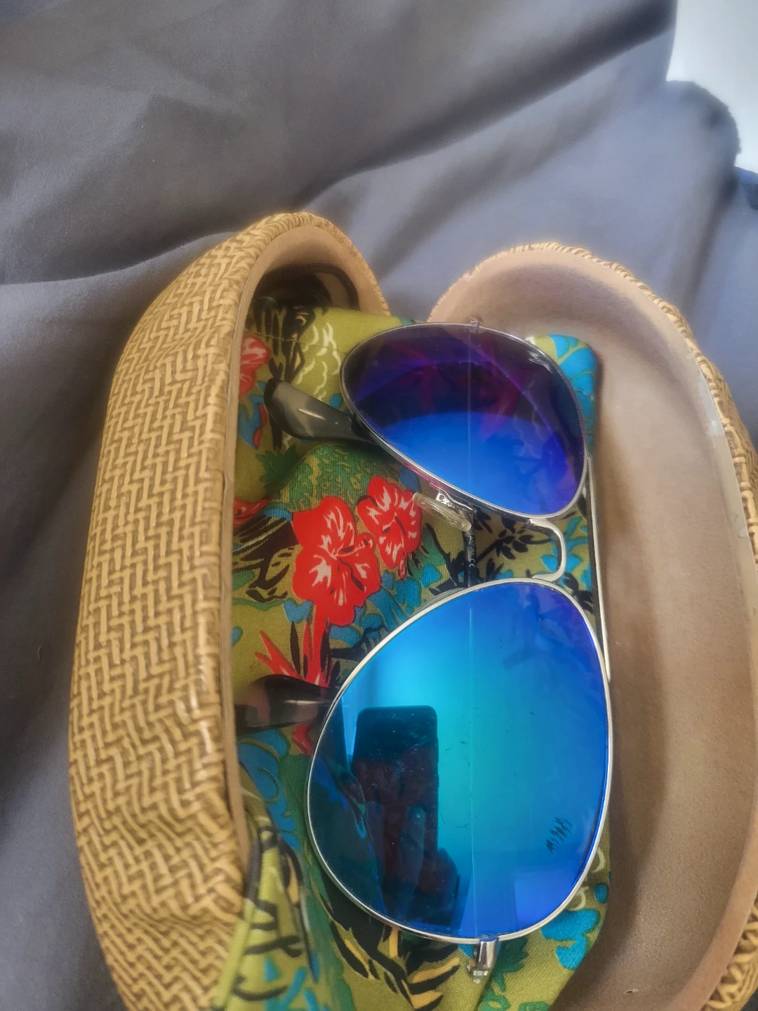 Maui Jim Sunglasses with Case - photo 3
