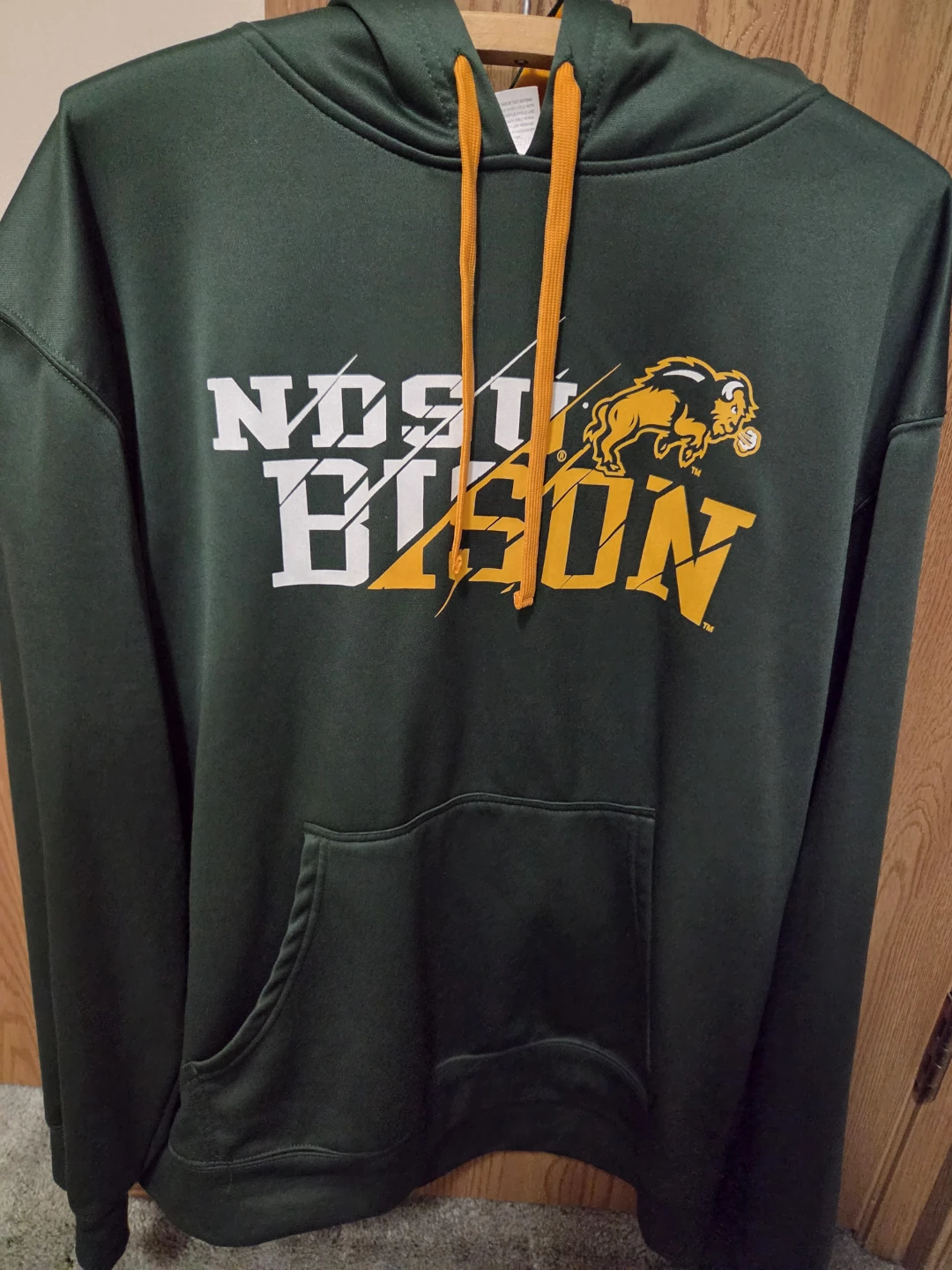 Threads 91 "North Dakota Bison" Hoodie Size L
