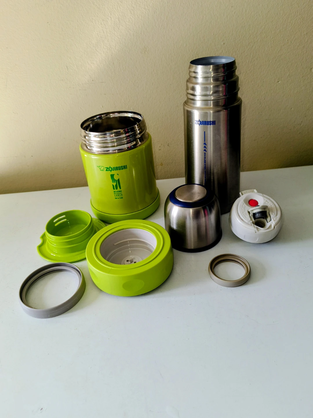 New/LikeNew~Food Drink Containers