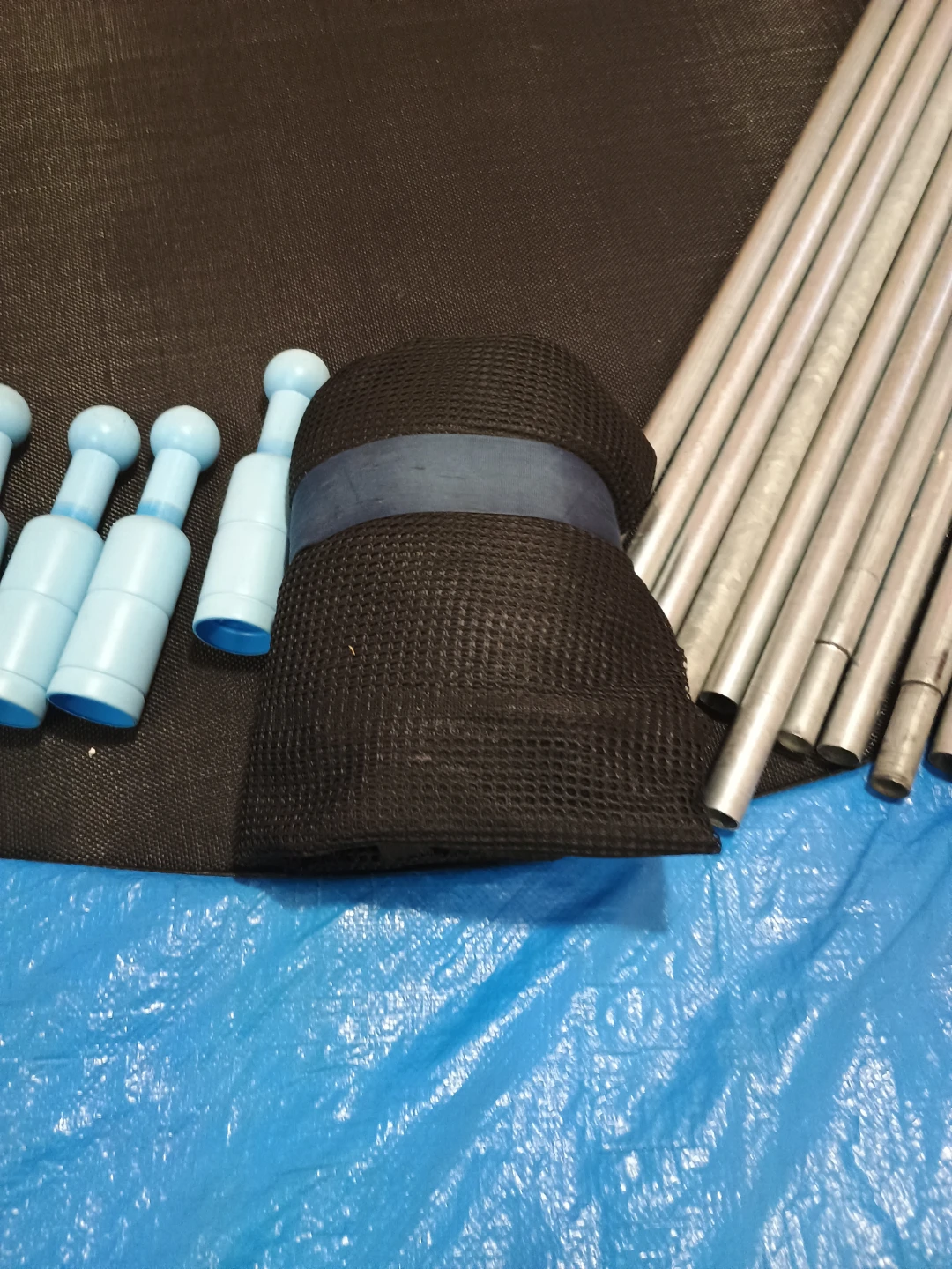 Trampoline round 8ft with Safety Net and Poles - photo 3