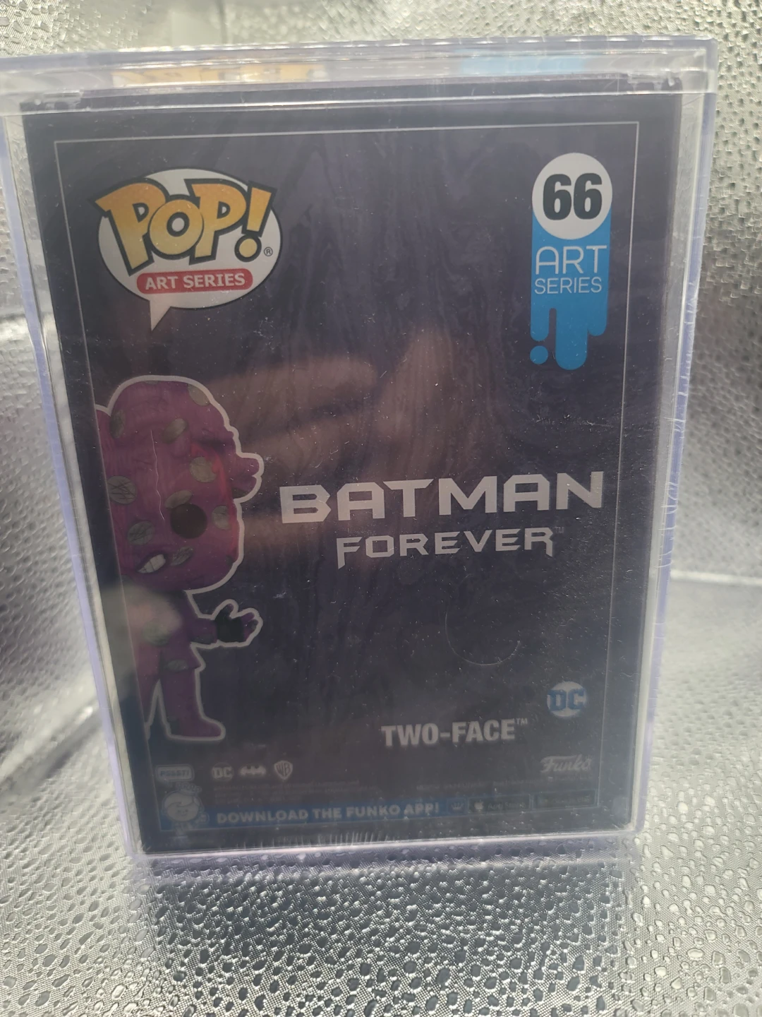 Funko Pop! Art Series Batman Forever Two-Face 66 - photo 3