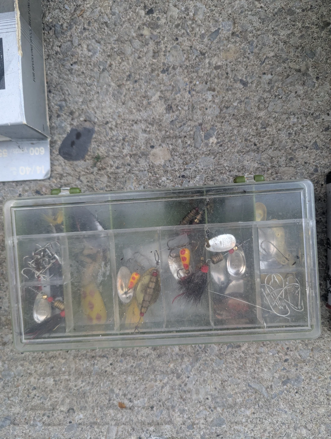 Fishing Lure Tackle Box with Accessories - photo 2