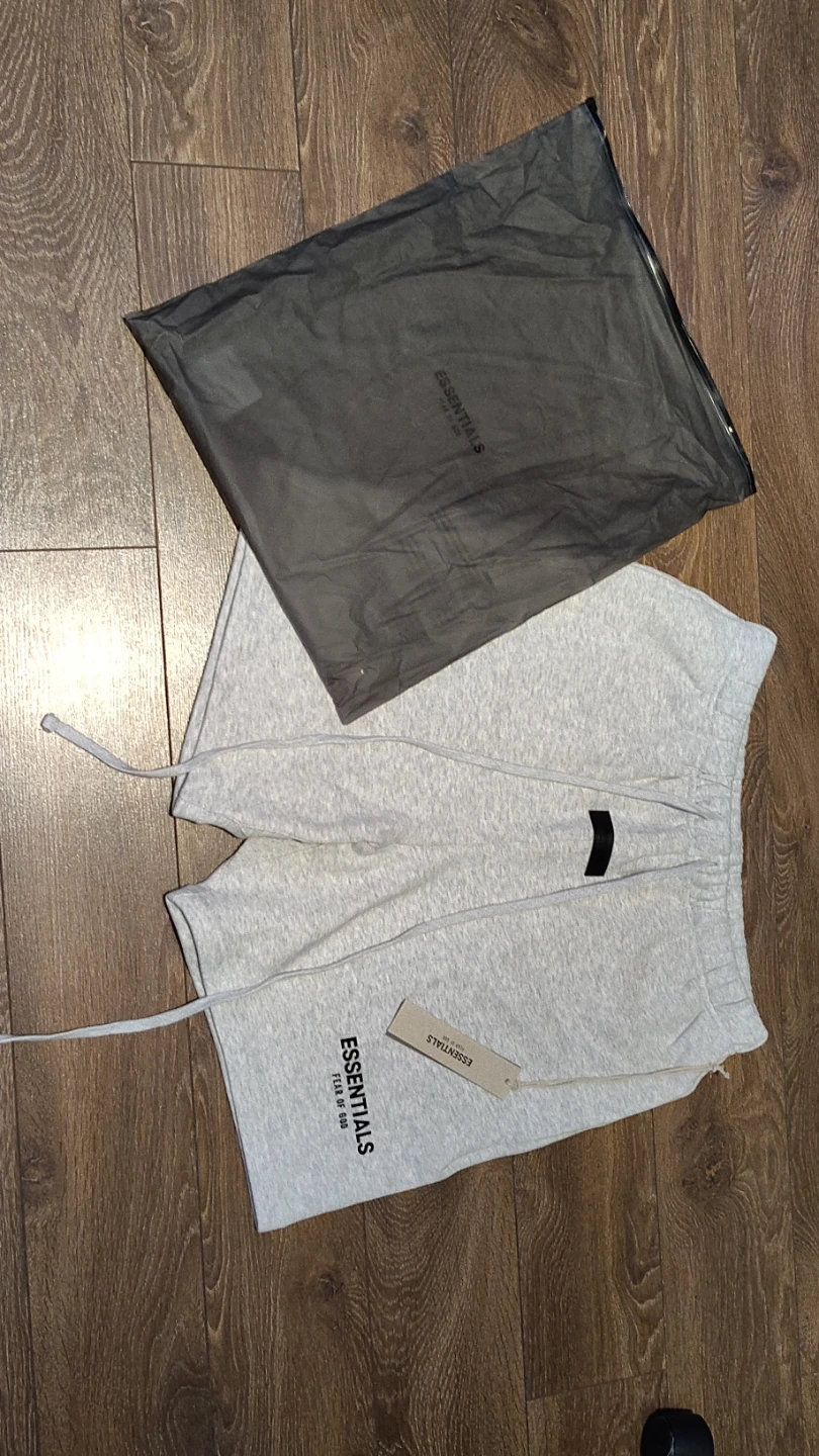 Fear Of God Essentials Shorts - photo 2