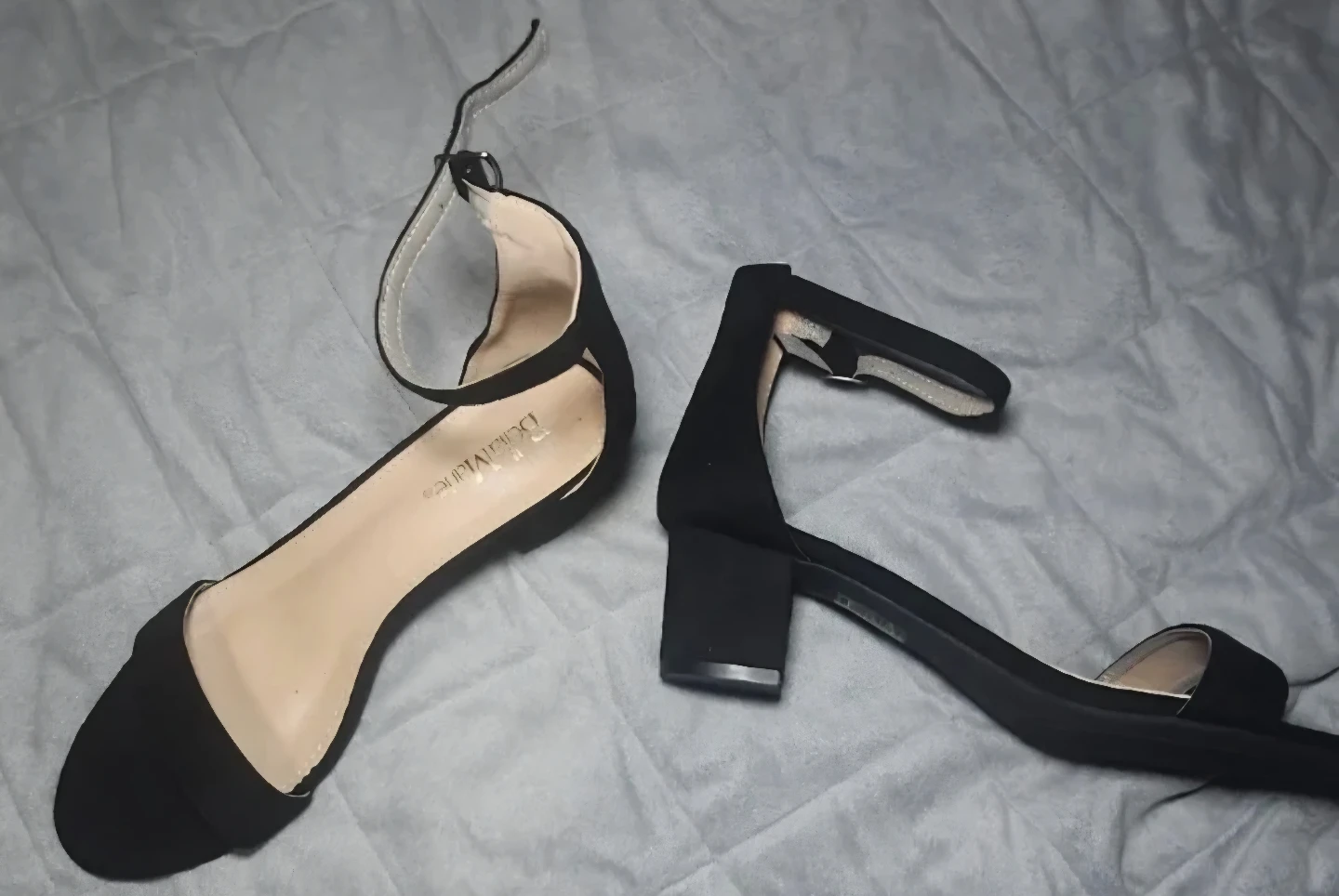 Bella Marie Black Block Heel Sandals - photo 2