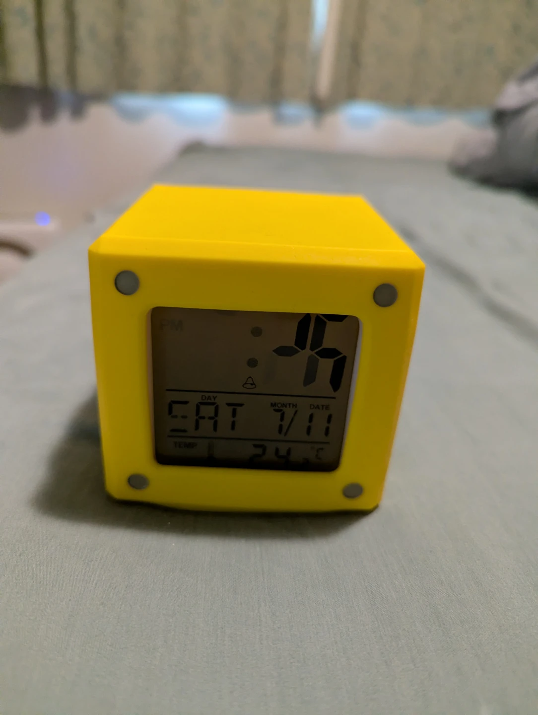 Nintendo alarm clock - photo 2