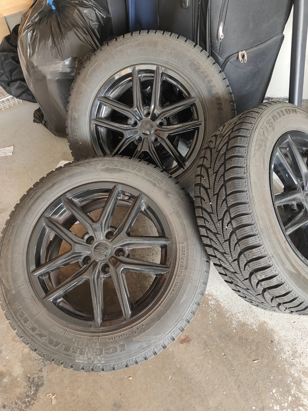 Set of 4 Winter Tires and Rims - photo 3