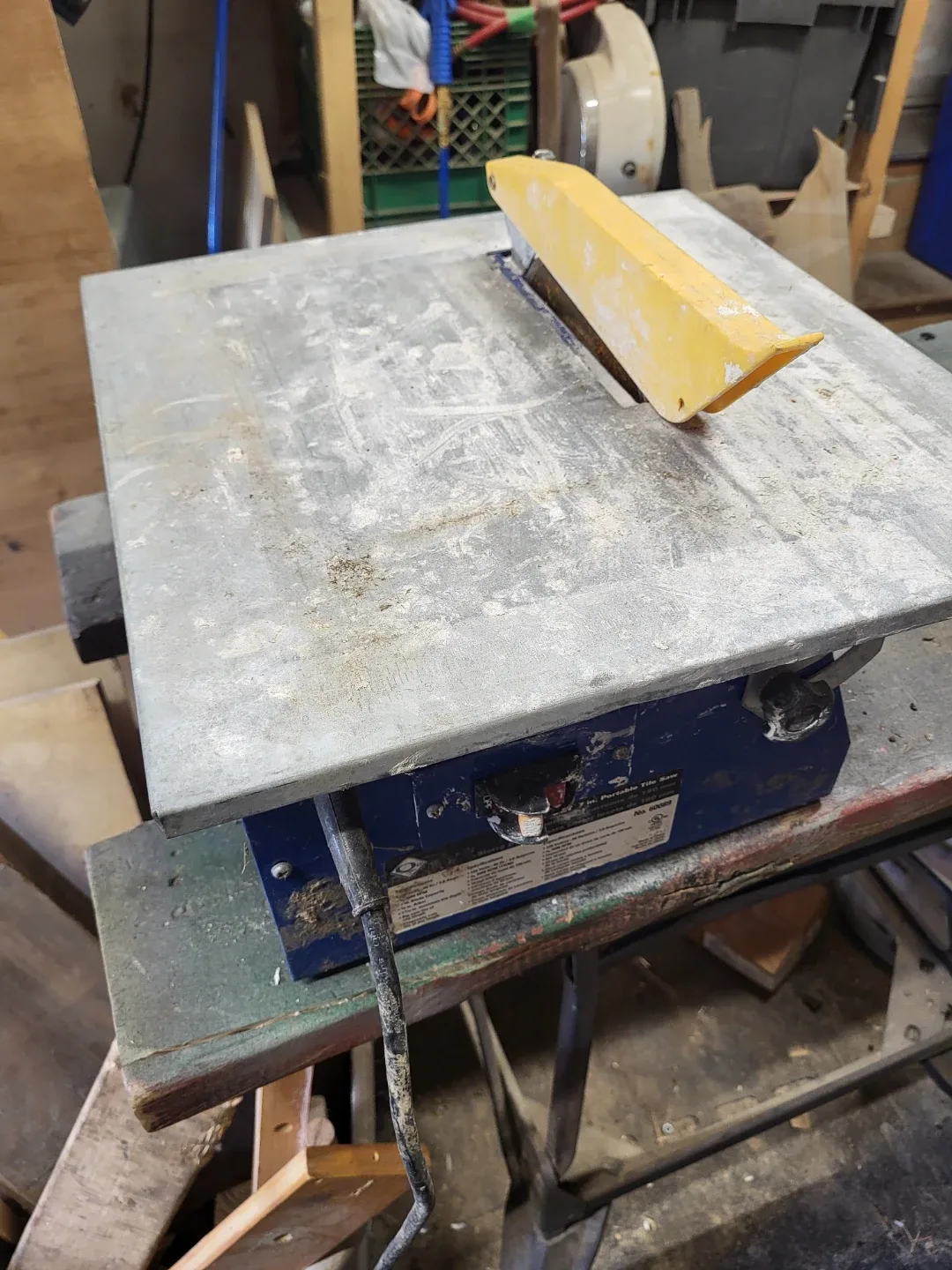 Master Cut 7 in. Portable Tile Saw