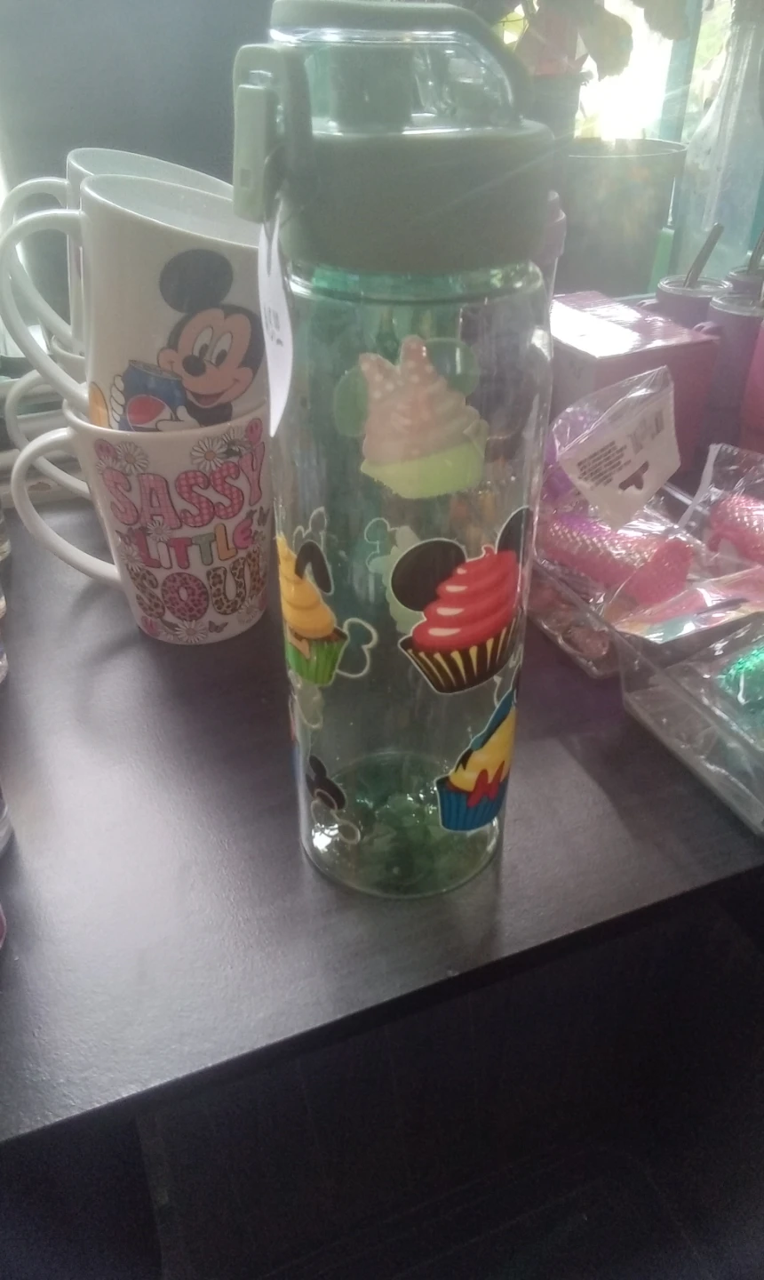 Disney Cupcake Water Bottle - photo 3