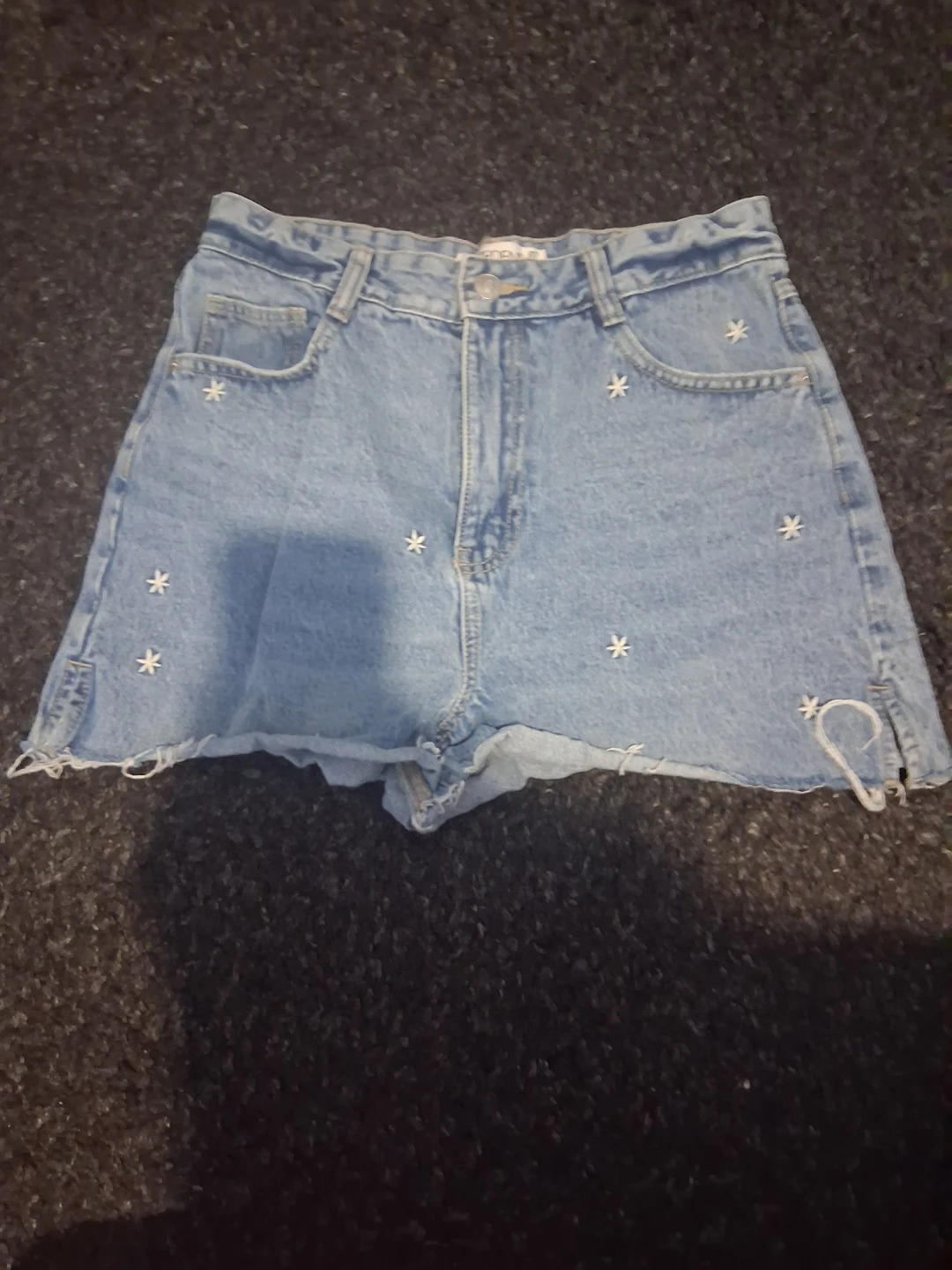Ardene Embroidered Denim Shorts Size 7