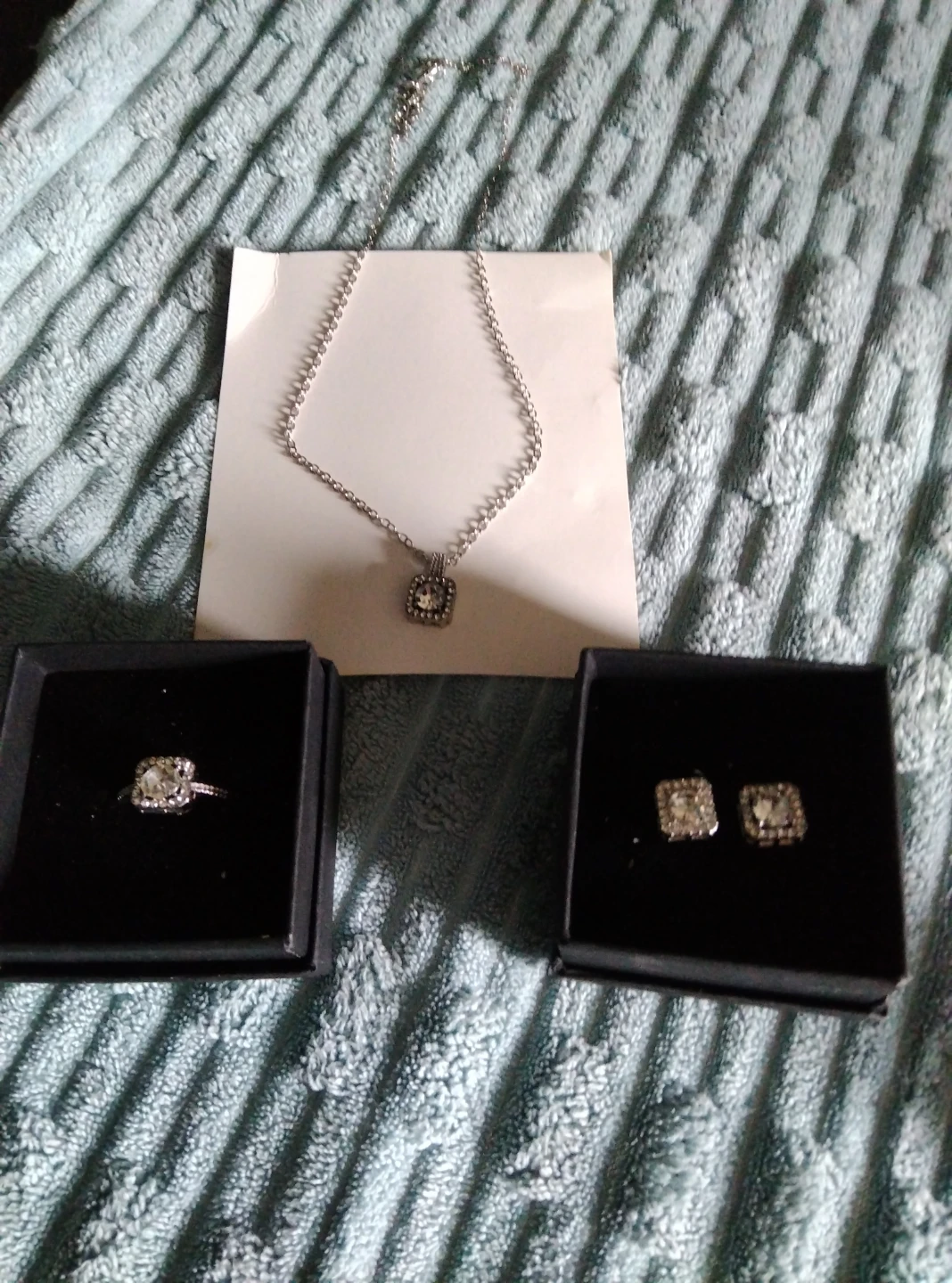 Jewelry  Gift Sets - Necklace, Ring, and Earrings
