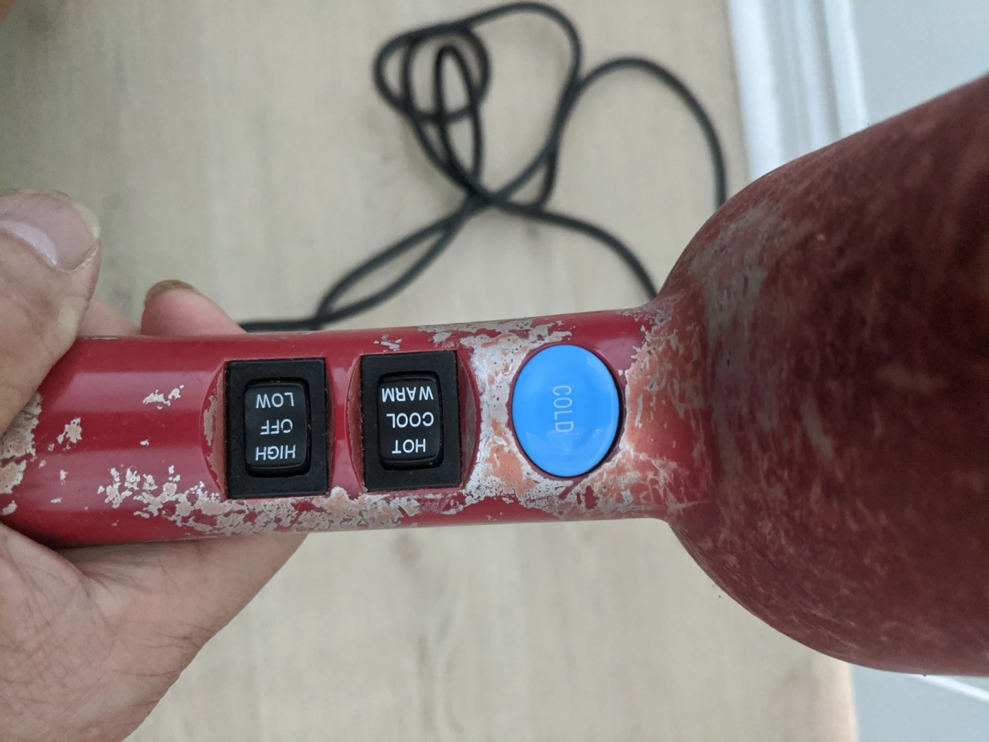 hair dryer with multiple heat settings - photo 4