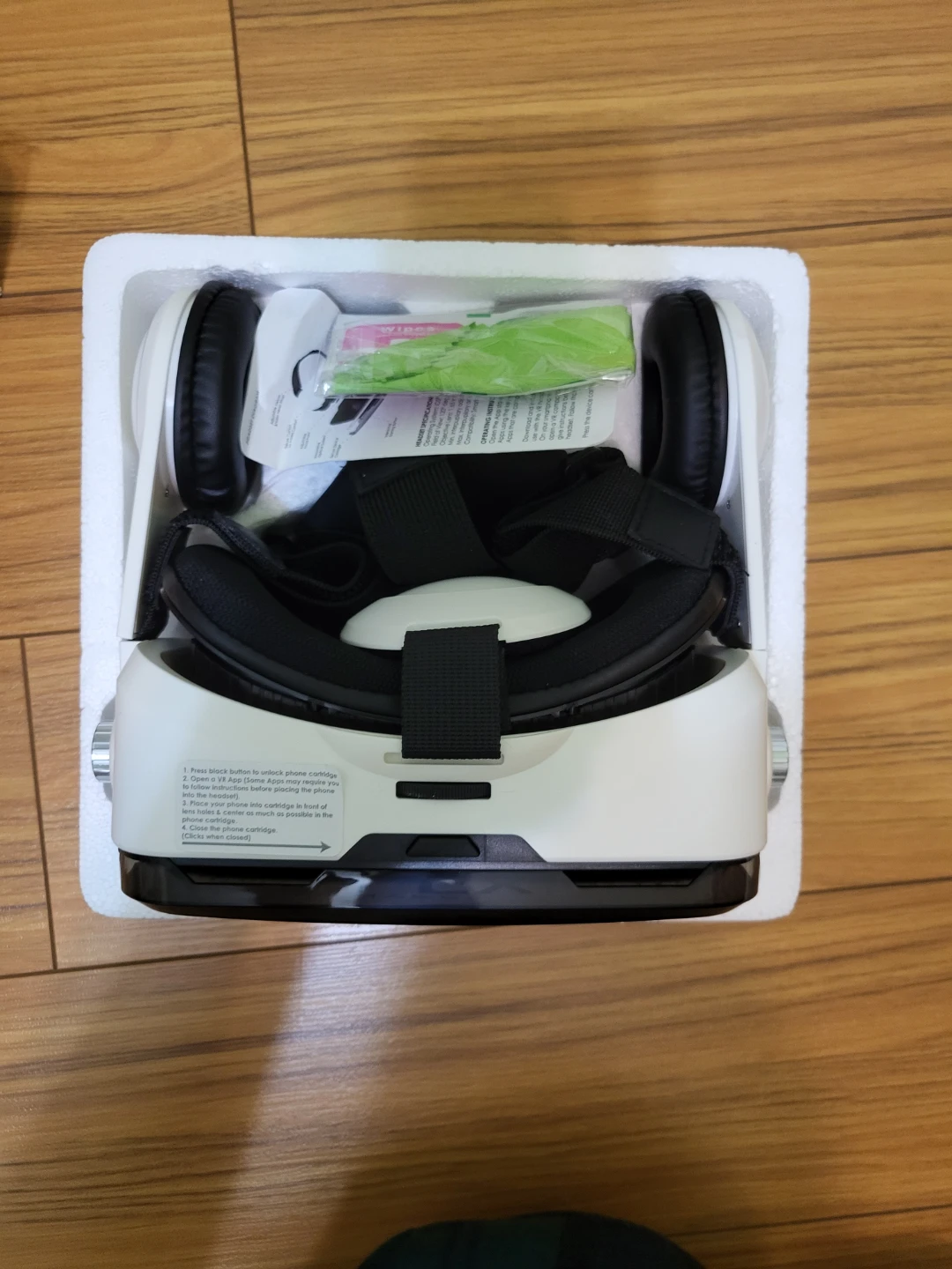 I-FX Virtual Reality Headset with Built-in Stereo Earphones - photo 5