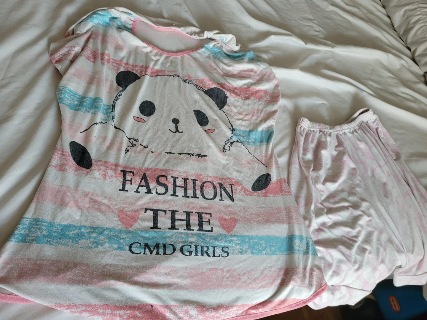 Panda graphic pajama set for girls