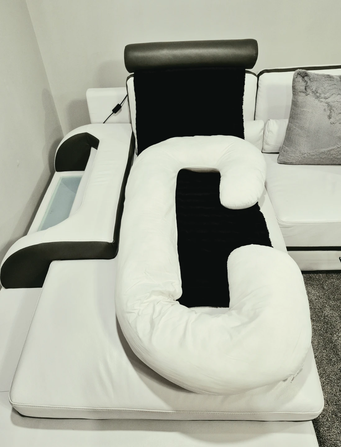 Leachco Snoogle Original Pregnancy Pillow - photo 5