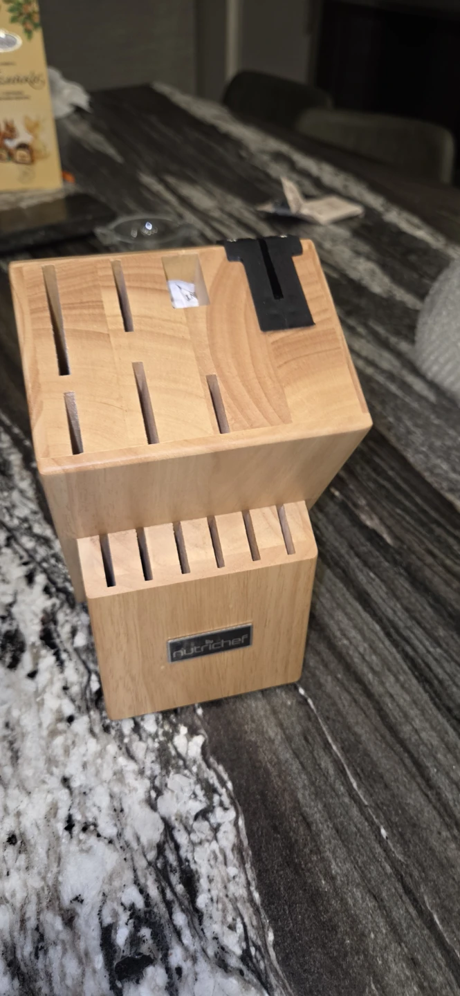 Nutrichef Wooden Knife Block