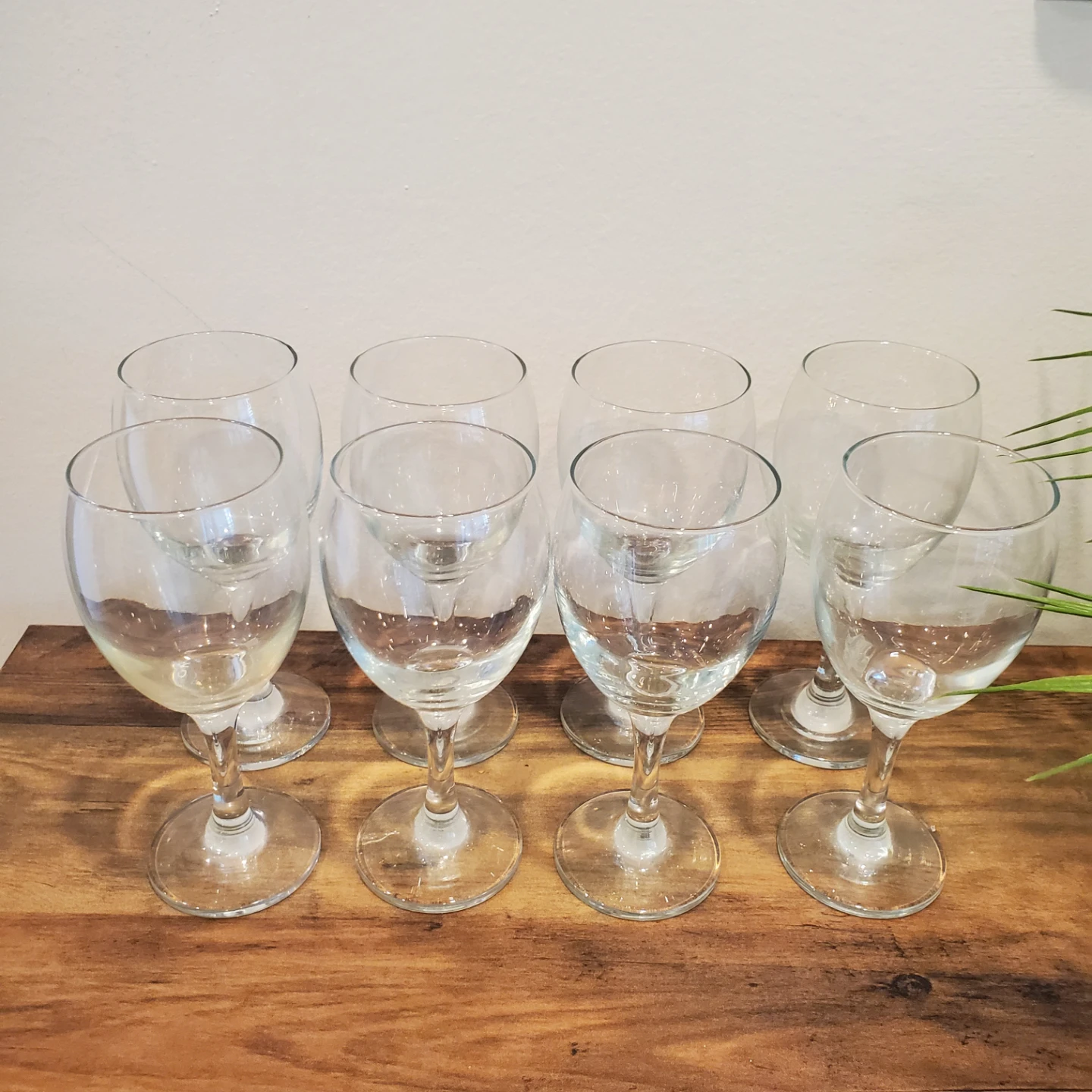 Set of 8 Clear Wine Glasses - photo 3