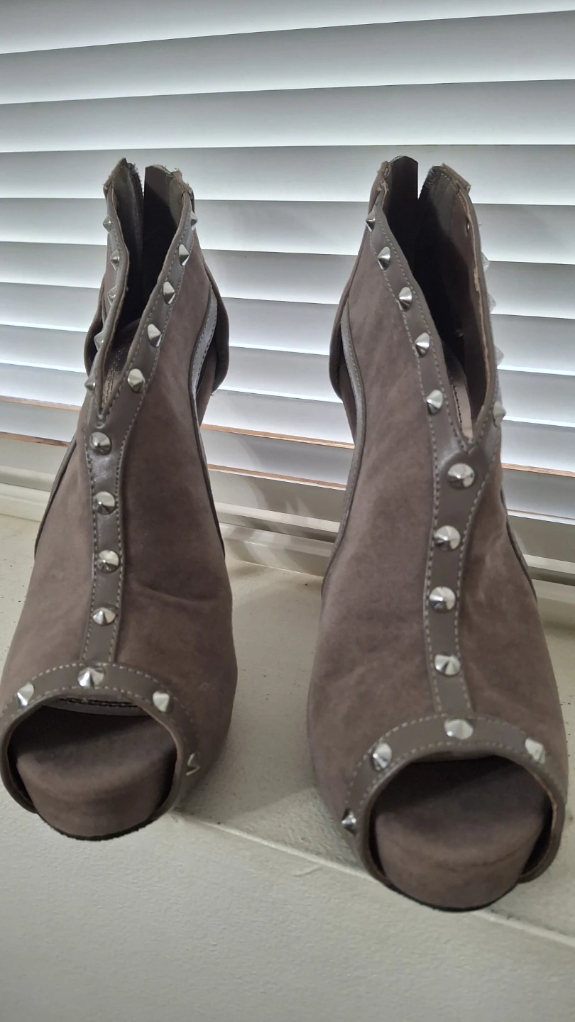 ​👠 Dollhouse Studded Peep-Toe Platform Heels (Taupe/Nude Suede) - photo 2