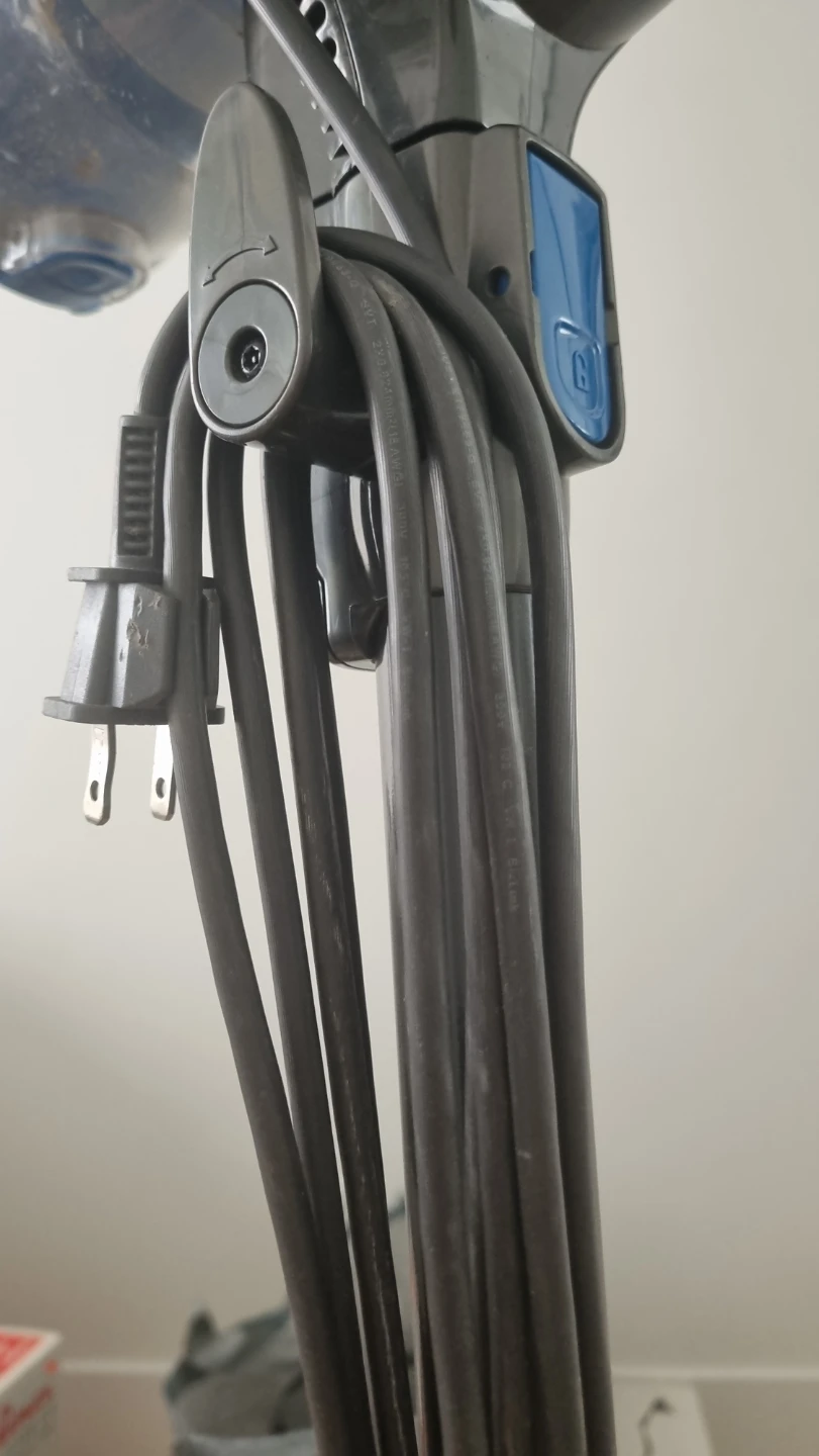 Shark Rocket Vacuum Cleaner - photo 3