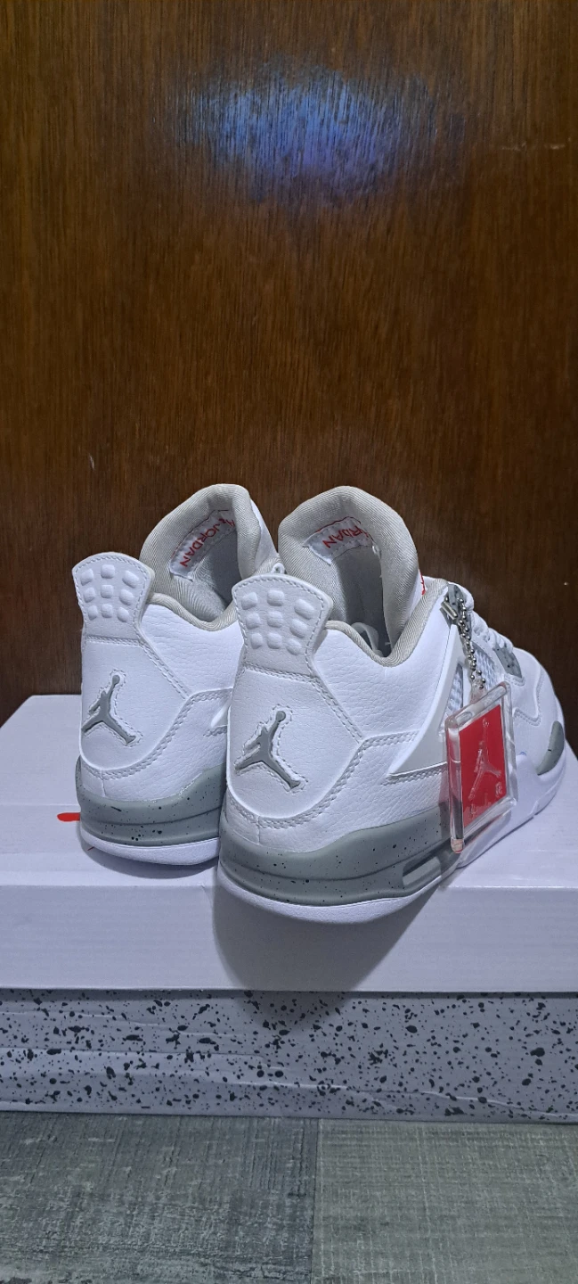 Air Jordan 4 Retro White oreo - photo 2