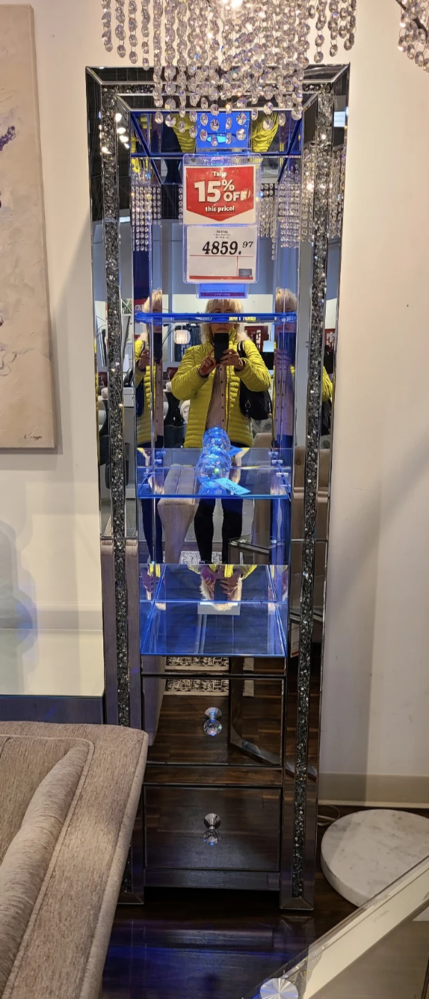 Mirrored display cabinet