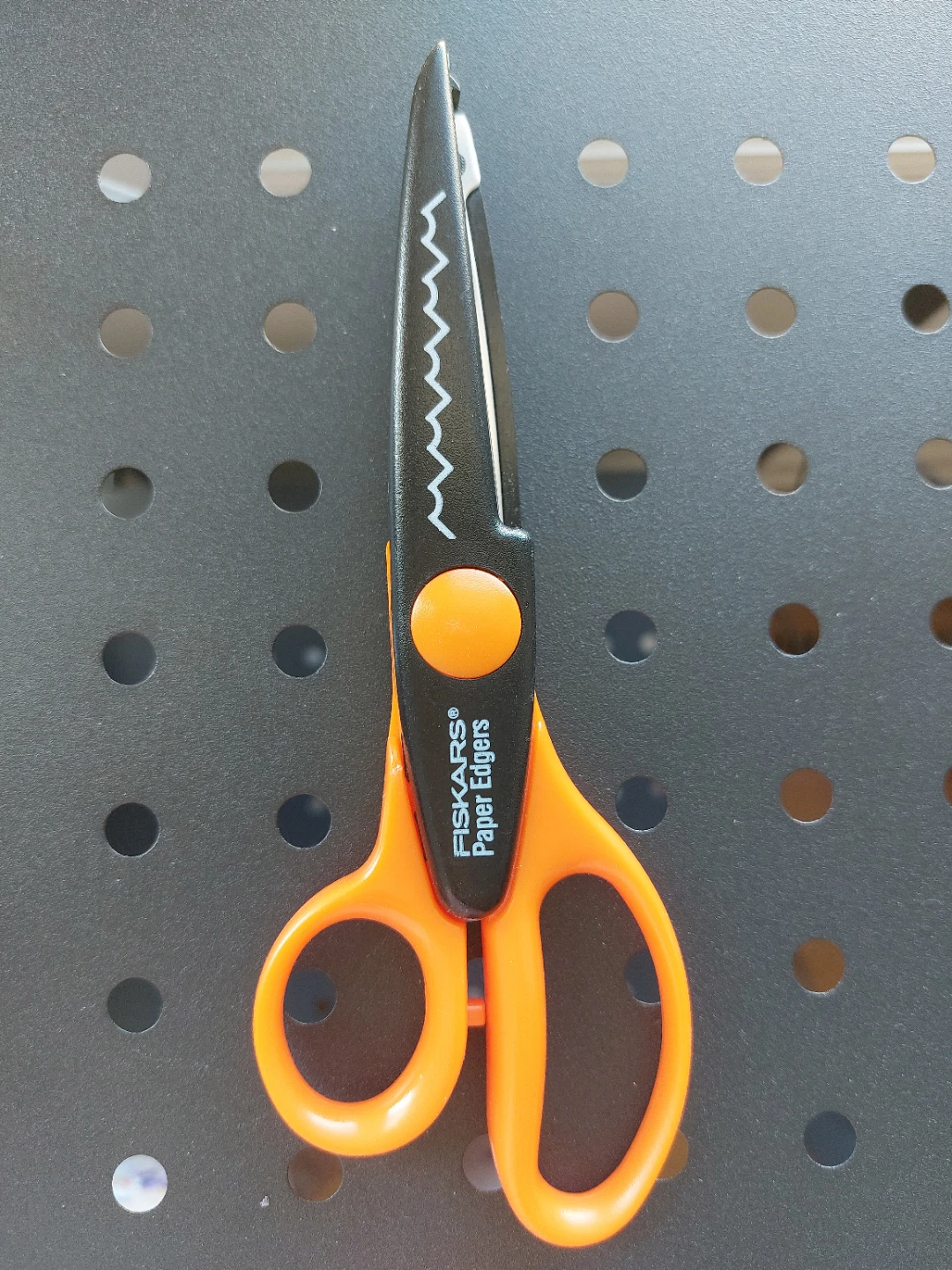 Fiskars Paper Edgers & Provo Craft Specialty Scissors - photo 4