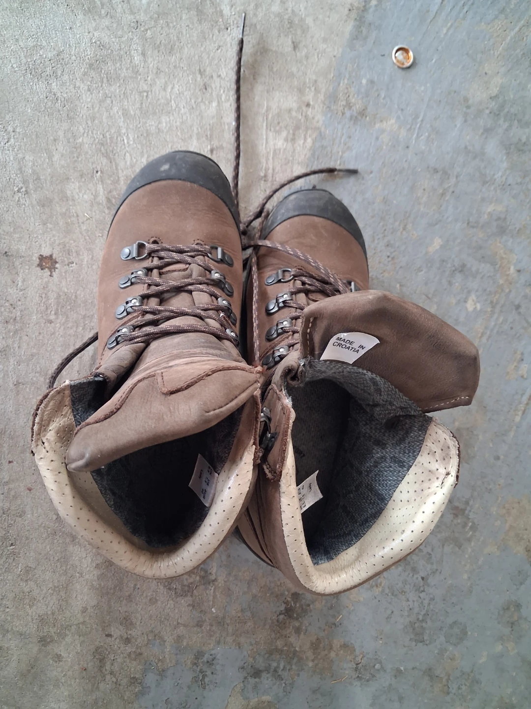 Brown Leather Hiking Boots - photo 2