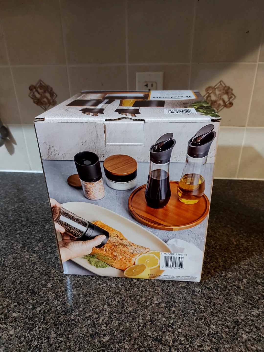 New Trudeau 6pc seasoning station