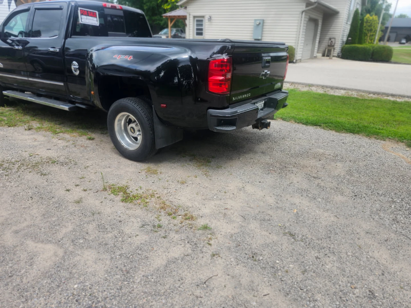 Sylverado 4 doors diesel truck - photo 4