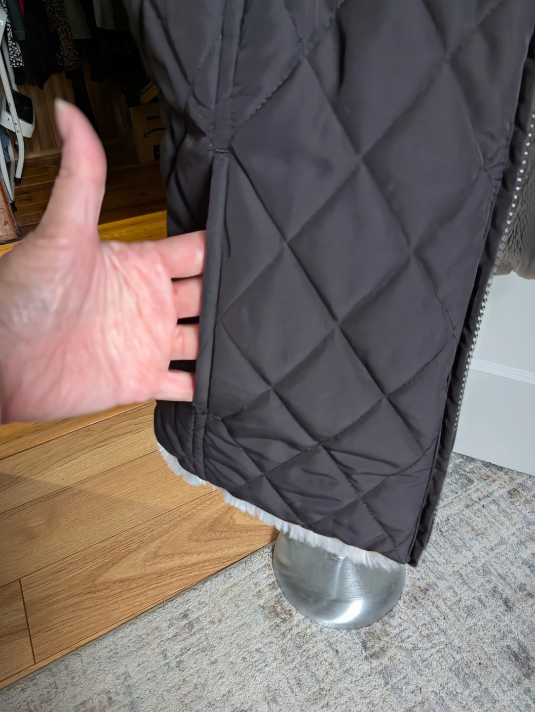 Quilted Vest with Faux Fur Lining - photo 4