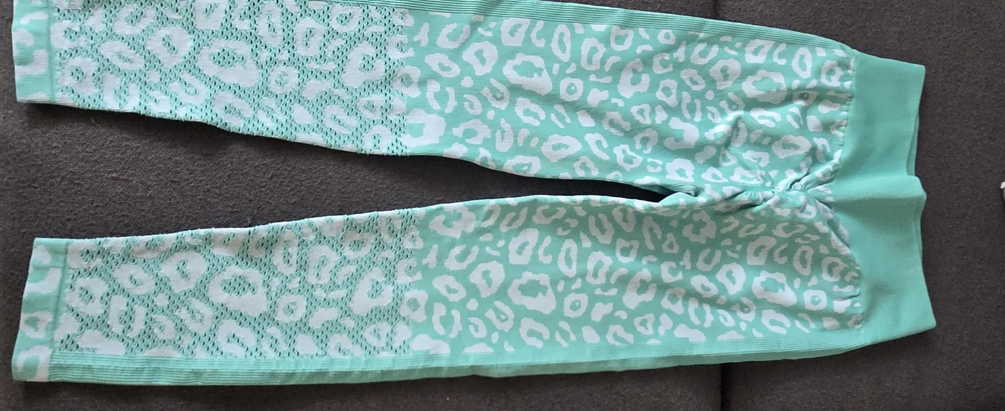 Kids Mint Leopard Print Sports Bra and Leggings Set - Size M - photo 3