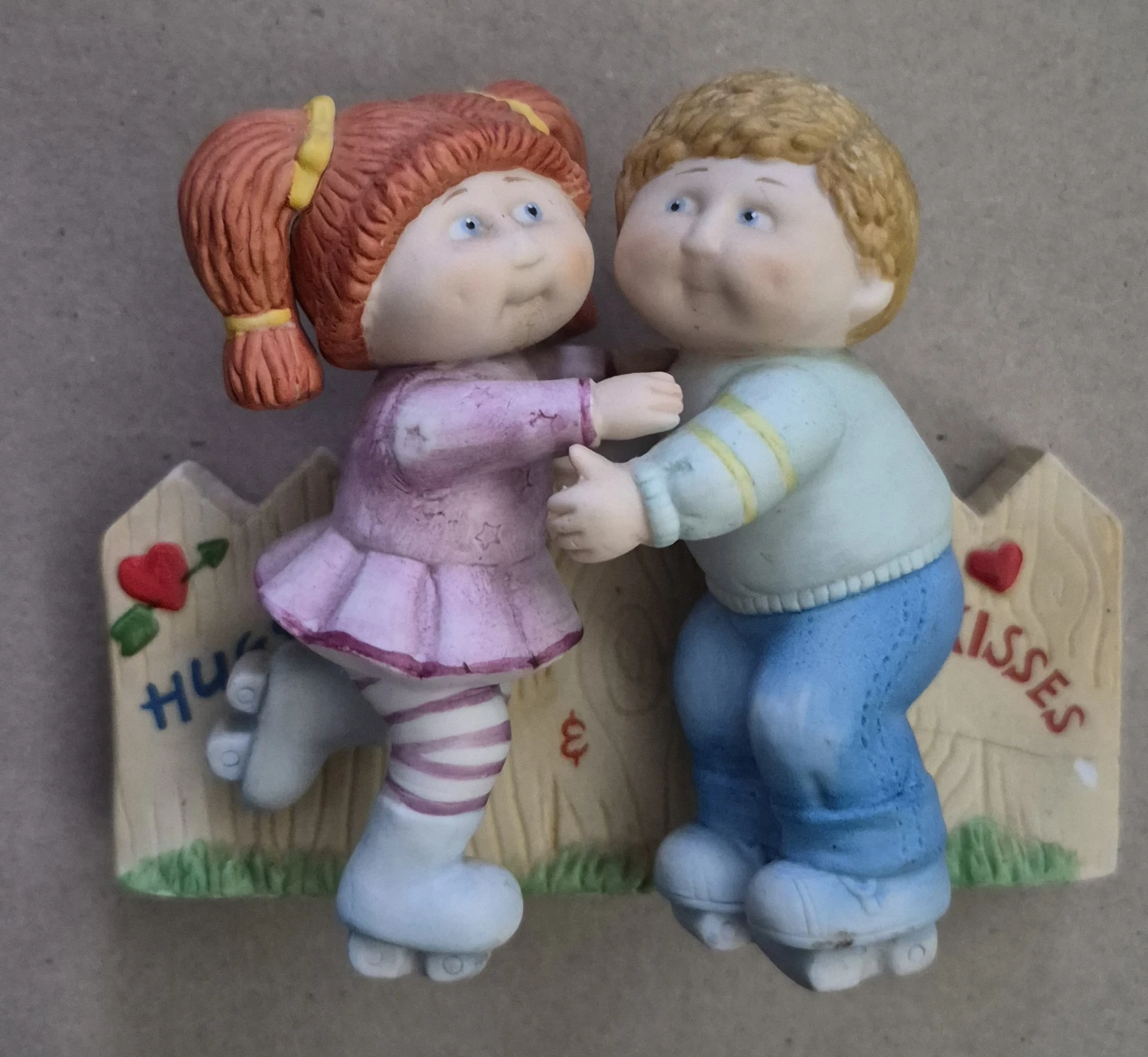 Cabbage Patch Kids Hugs & Kisses Figurine