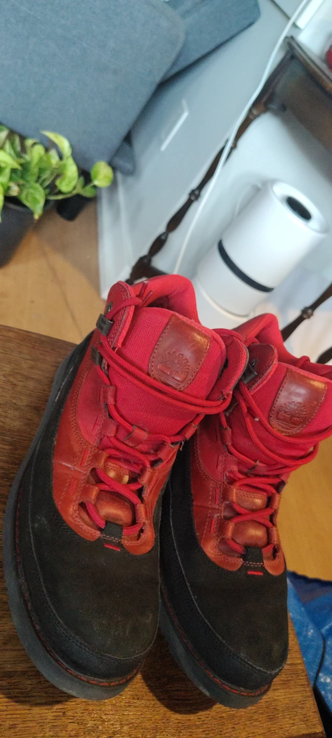 Timberland Red and Black Boots - photo 2