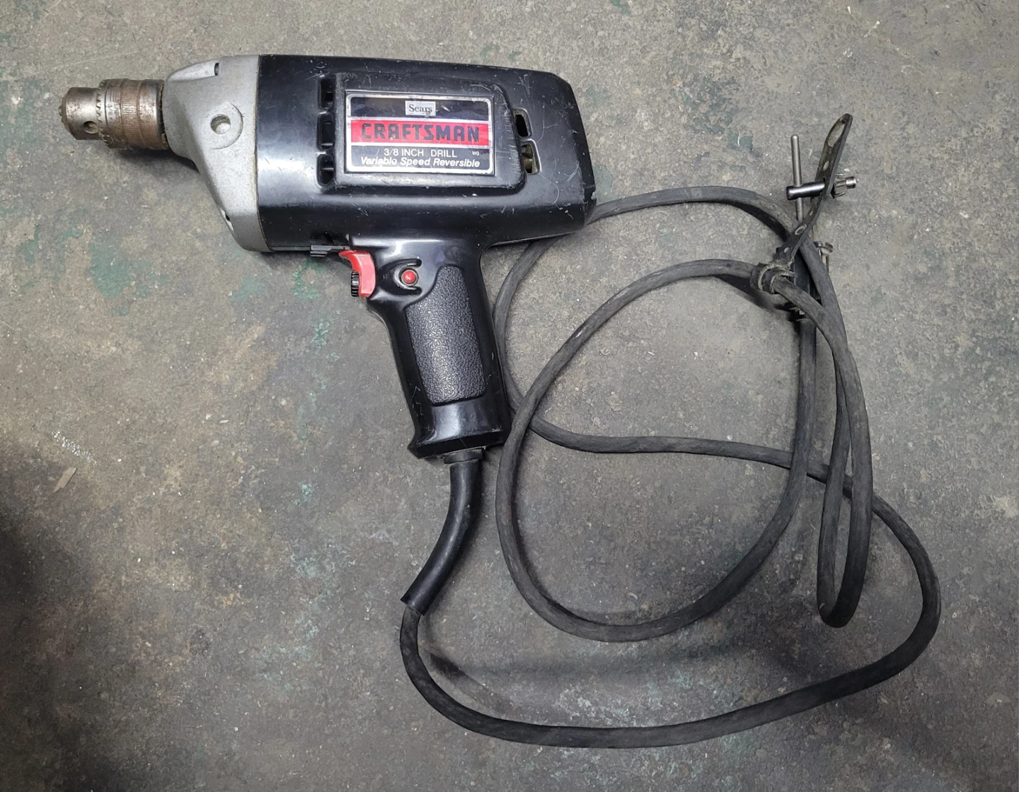 Craftsman 3/8 Inch Variable Speed Reversible Drill