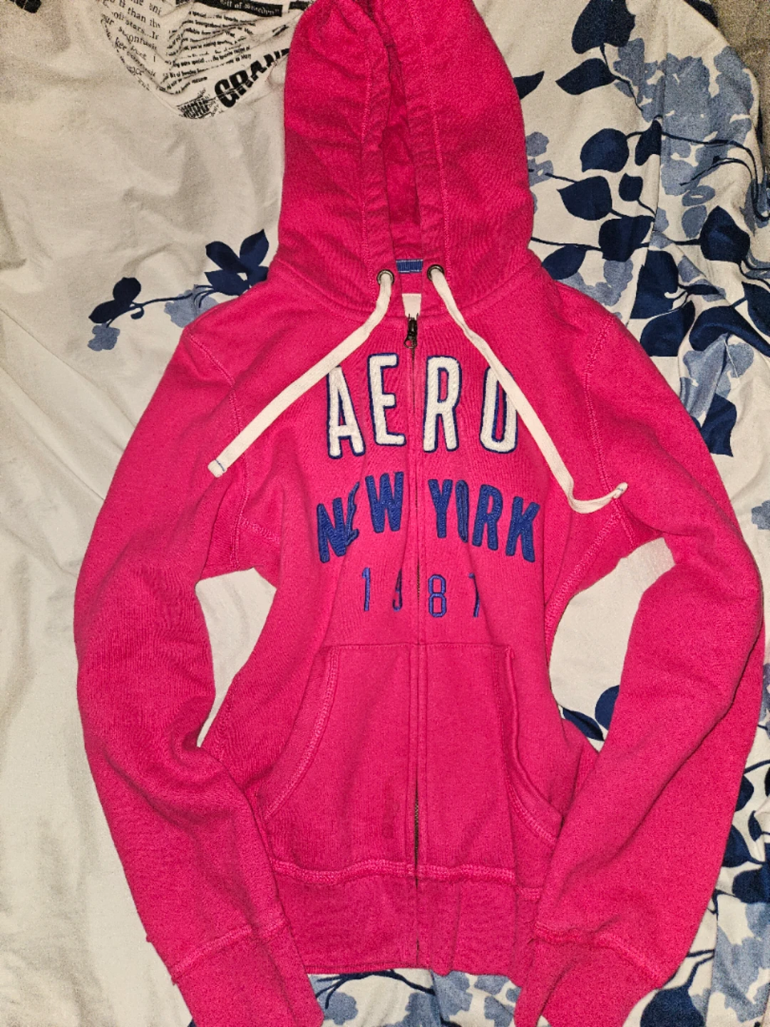 Aeropostale "EIGHTY-SEVEN" Zip-Up Hoodie